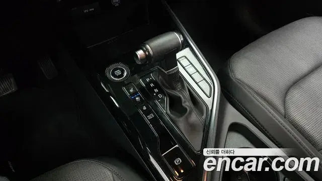 Kia Niro 2022 — Фото 9/20
