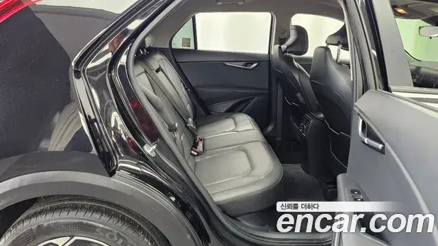 Kia Niro 2022 — ფოტო 15/30