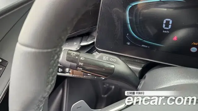 Kia Niro 2022 — ფოტო 6/30
