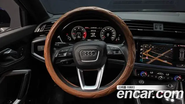 Audi Q3 2020 — Фото 13/20