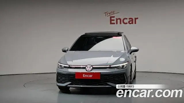 Volkswagen Golf 2026 — ფოტო 22/41