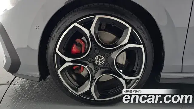 Volkswagen Golf 2026 — ფოტო 29/41