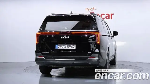 Kia Carnival 2024 — ფოტო 12/20