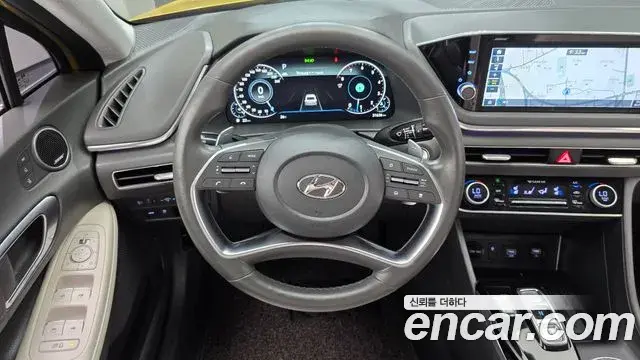 Hyundai Sonata 2019 — Фото 13/20