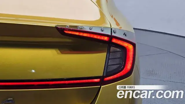 Hyundai Sonata Hybrid 2019 — Şəkil 6/35