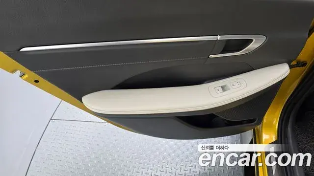Hyundai Sonata Hybrid 2019 — Şəkil 2/35