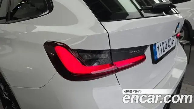BMW 3 Series 2025 — ფოტო 30/35