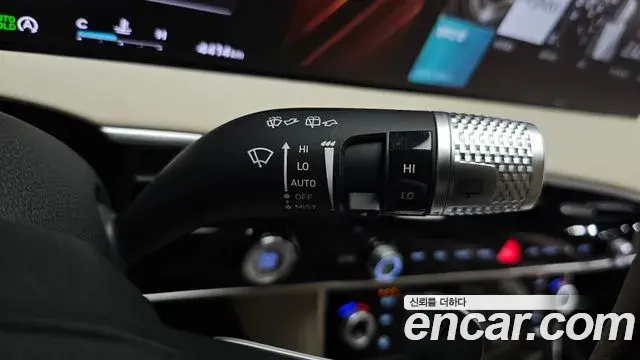 Genesis GV70 2026 — Photo 29/34