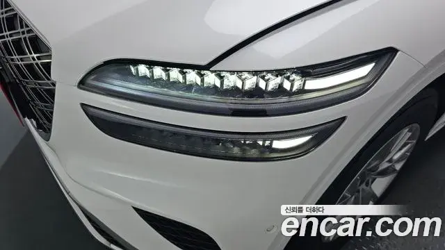 Genesis GV70 2026 — Photo 24/34