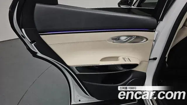Genesis GV70 2026 — Photo 26/34
