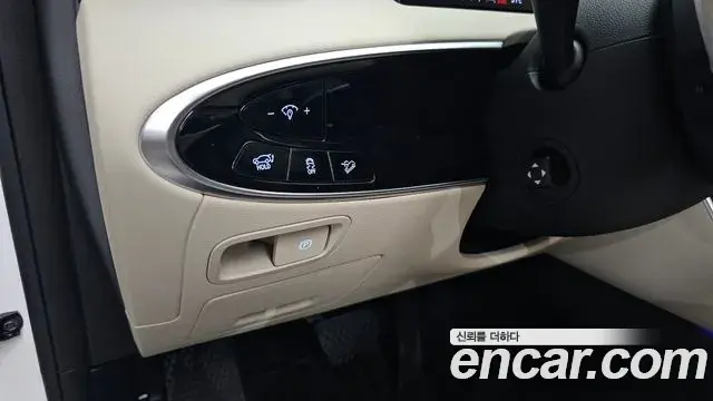 Genesis GV70 2026 — Photo 14/34