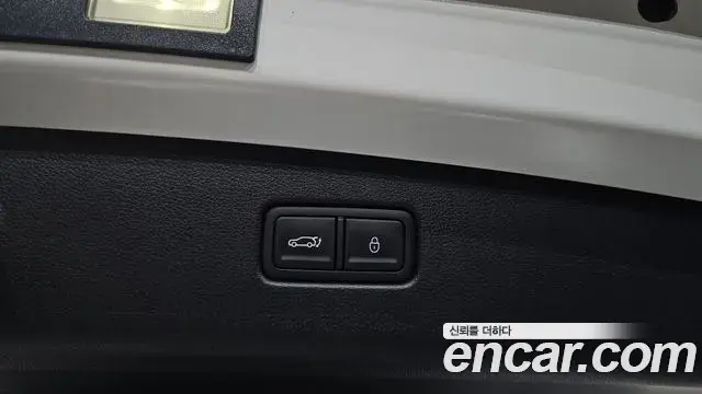 Genesis GV70 2026 — Photo 21/34