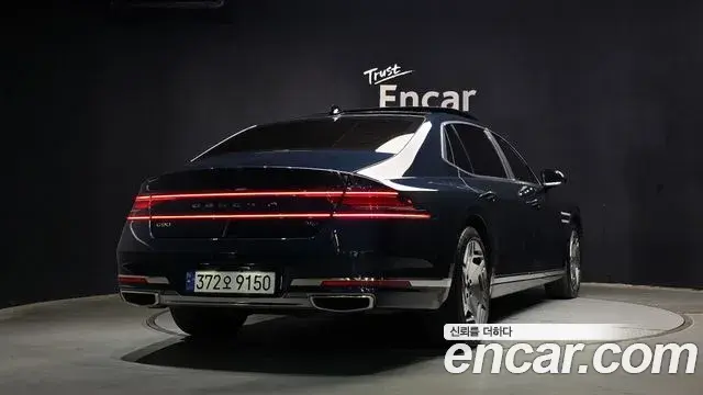 Genesis G90 2023 — Photo 19/20