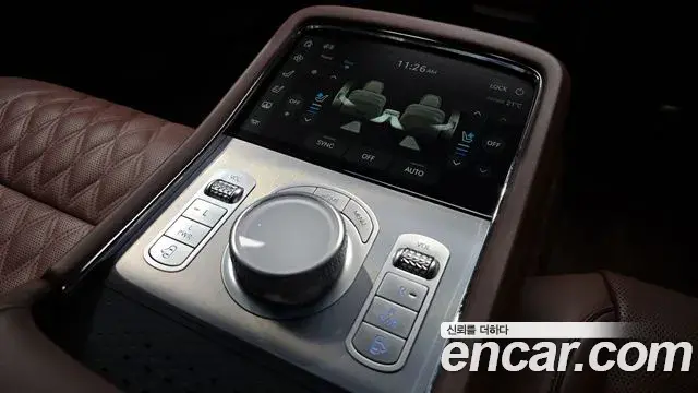 Genesis G90 2023 — Photo 12/20
