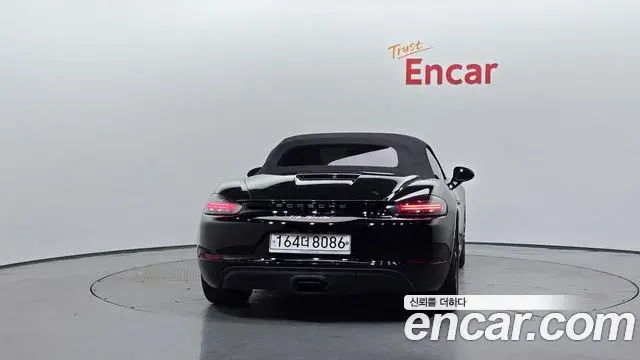 Porsche 718 Boxster 2020 — Фото 4/20