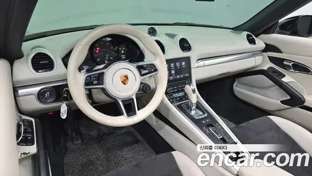 Porsche 718 Boxster 2020 — Фото 7/20