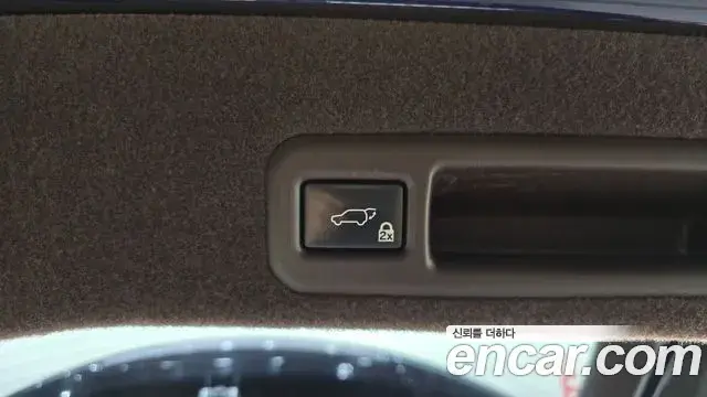 Lexus RX450h 2018 — Photo 19/39