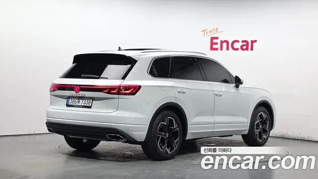 Volkswagen Touareg 2026 — ფოტო 6/20