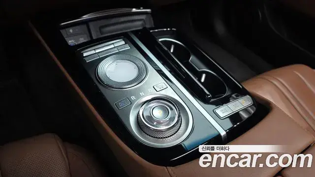 Genesis G80 2021 — ფოტო 14/30