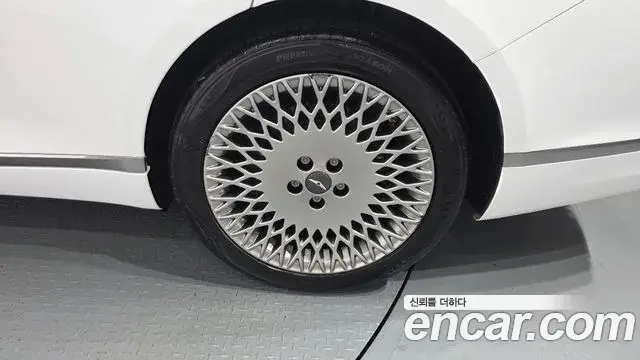 Genesis G80 2021 — ფოტო 17/30