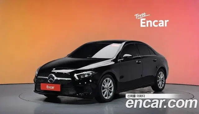 Mercedes-Benz A-Class 2020 — Фото 1/20