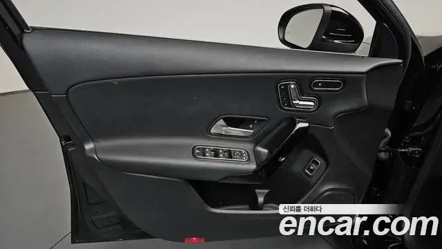 Mercedes-Benz A-Class 2020 — Şəkil 3/33