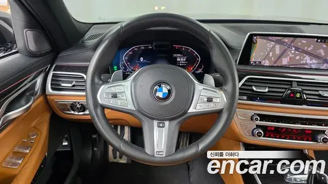 BMW 7 Series 2020 — Фото 13/20
