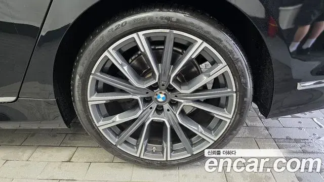BMW 7 Series 2020 — Şəkil 33/33