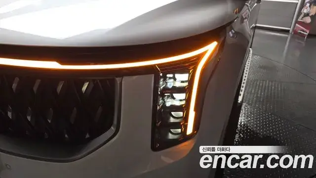 Kia Carnival 2023 — Şəkil 2/46