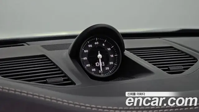 Porsche 911 2025 — Şəkil 18/20