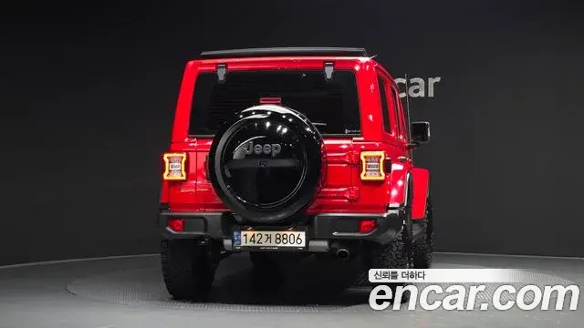 Jeep Wrangler 2021 — Şəkil 7/30
