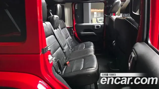 Jeep Wrangler 2021 — Şəkil 12/30