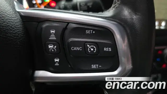 Jeep Wrangler 2021 — Şəkil 3/30