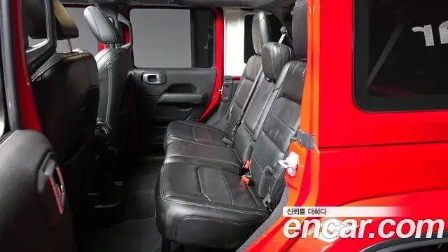 Jeep Wrangler 2021 — Şəkil 15/30