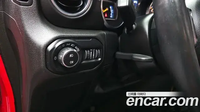 Jeep Wrangler 2021 — Şəkil 24/30