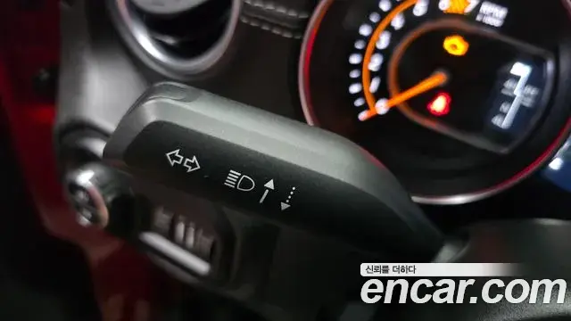 Jeep Wrangler 2021 — Şəkil 28/30