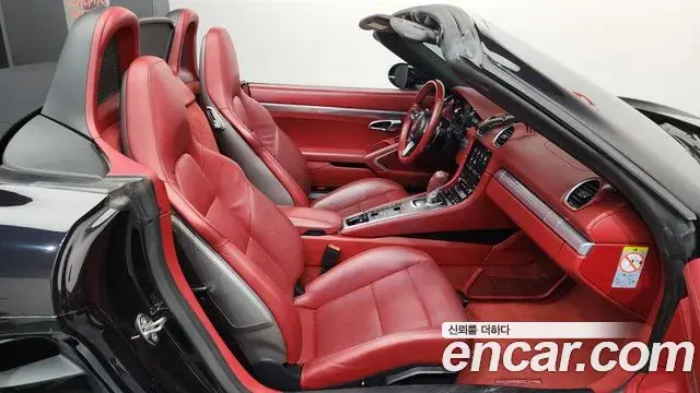 Porsche 718 Boxster 2019 — ფოტო 15/20