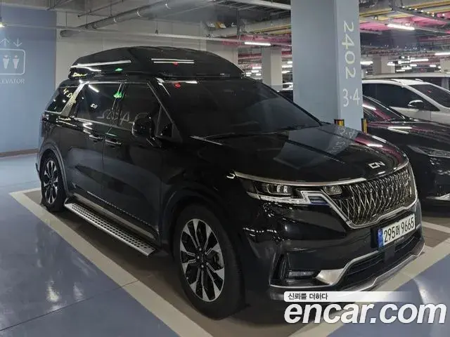 Kia Carnival 2022 — Фото 1/13