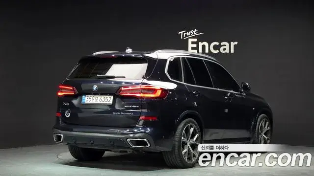 BMW X5 2021 — Photo 1/20
