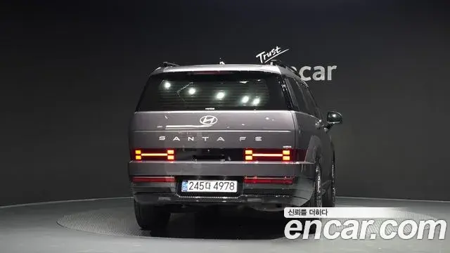 Hyundai Santa Fe 2024 — Şəkil 26/32