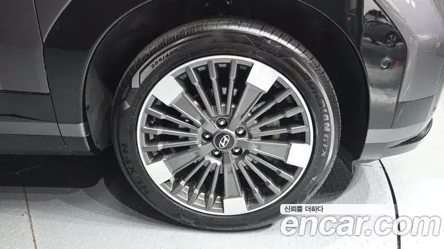 Hyundai Santa Fe 2024 — Şəkil 16/32