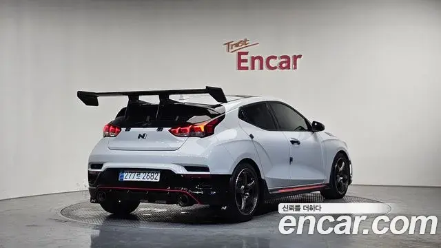 Hyundai Veloster 2018 — Фото 1/20
