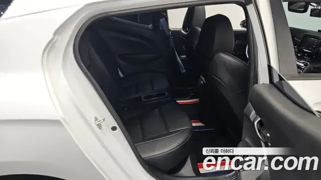 Hyundai Veloster 2018 — Фото 10/20