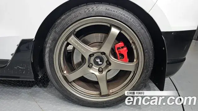 Hyundai Veloster 2018 — ფოტო 33/33