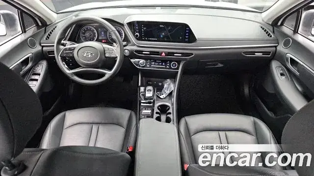 Hyundai Sonata 2019 — Фото 7/20