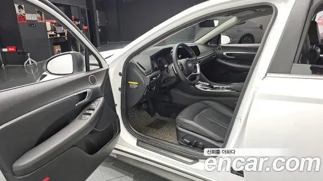 Hyundai Sonata 2019 — Фото 10/20
