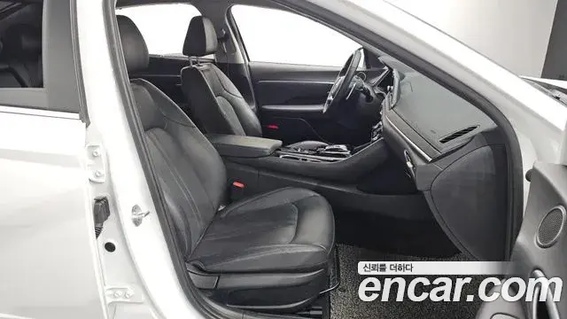 Hyundai Sonata 2019 — Фото 12/20