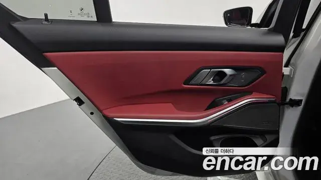 BMW 3 Series 2025 — Photo 34/34