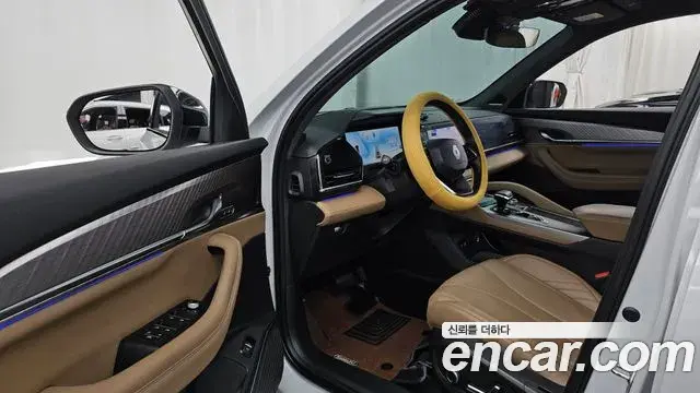 Renault Samsung Grand Koleos 2024 — Photo 35/37