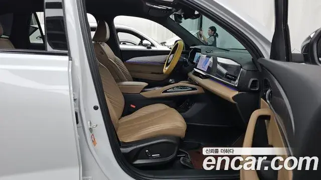 Renault Samsung Grand Koleos 2024 — Photo 29/37